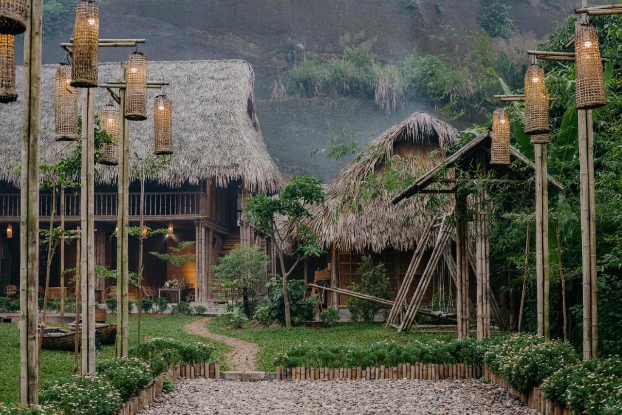 Dinh Gia Trang - Homestay & Coffee The Ruong Exterior photo